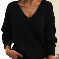 Klaudia | Luxurious V-Neck Cashmere-Blend Knitted Sweater