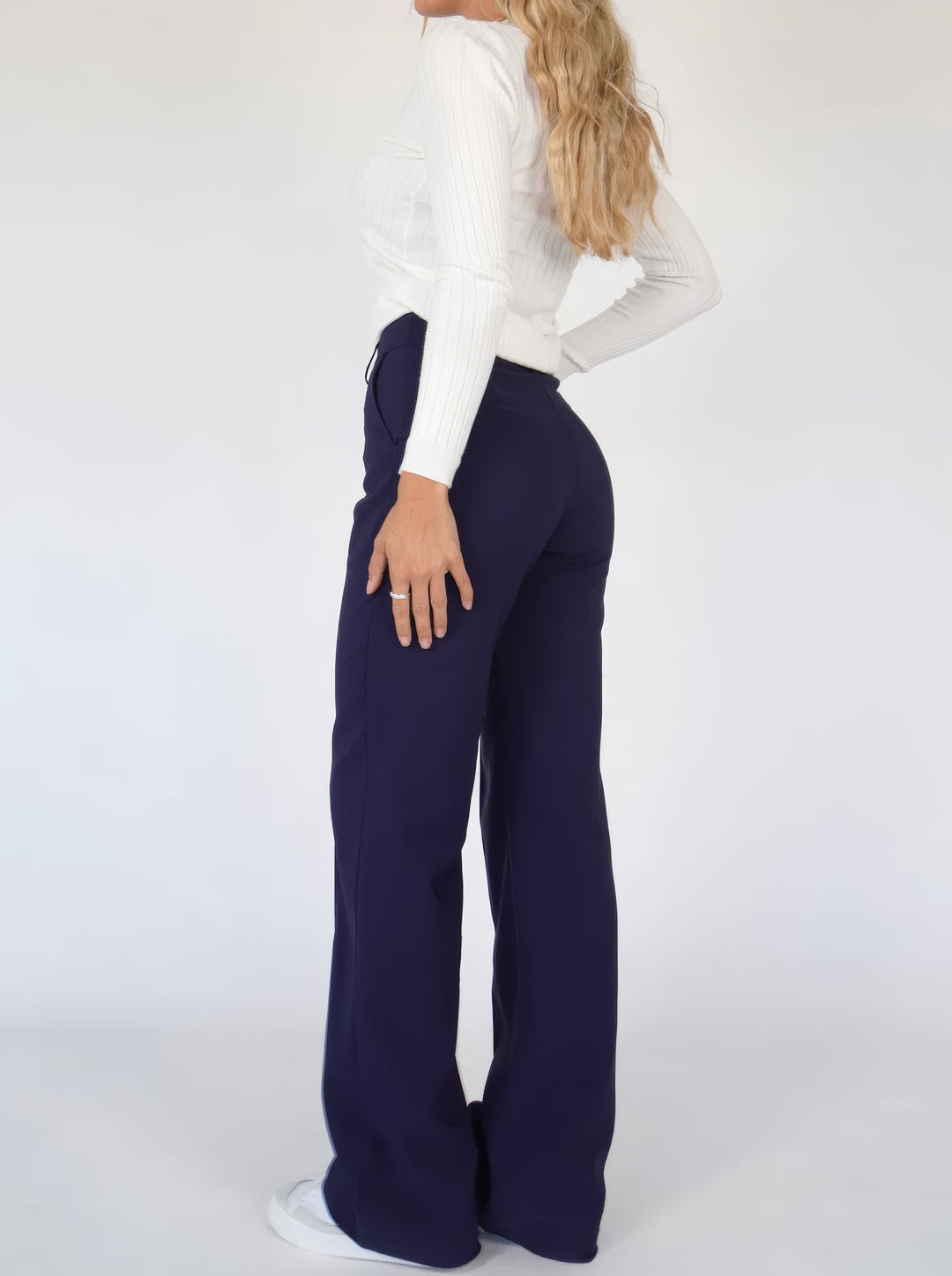Eva | Pantaloni ampi, comodi e alla moda