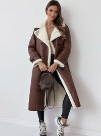 Grace | Elegante cappotto lungo in finta pelliccia di montone